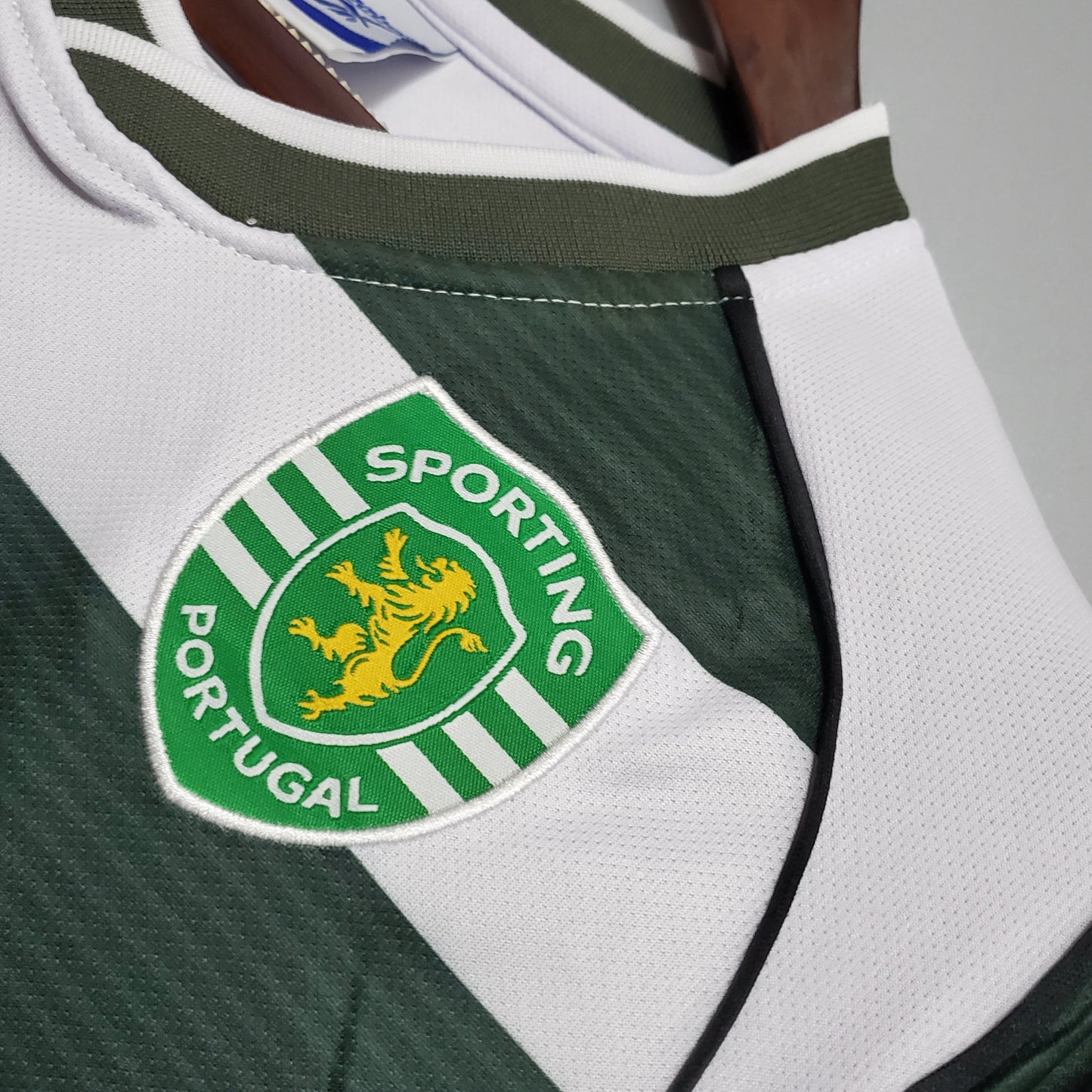 Sporting Lisbona Maillot Domicile 2001/02 – vue 5
