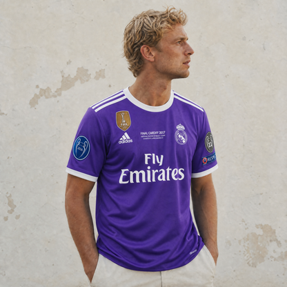 Maillot Cristiano Ronaldo CR7 Real Madrid Extérieur 2017 – vue 3
