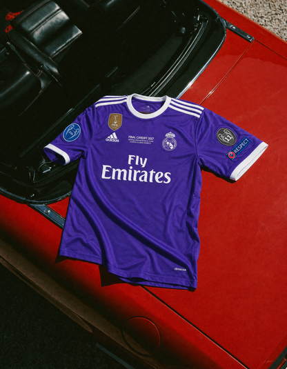 Maillot Cristiano Ronaldo CR7 Real Madrid Extérieur 2017 – vue 4