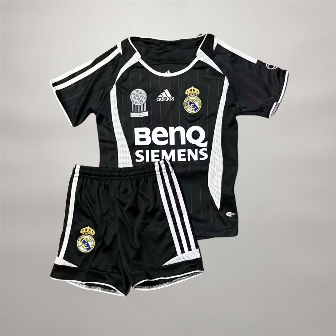 Real Madrid Kit Third 2006/07 - ENFANT