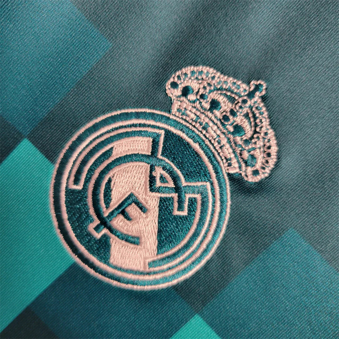 Maillot Cristiano Ronaldo CR7 Real Madrid Third 2018 – vue 4