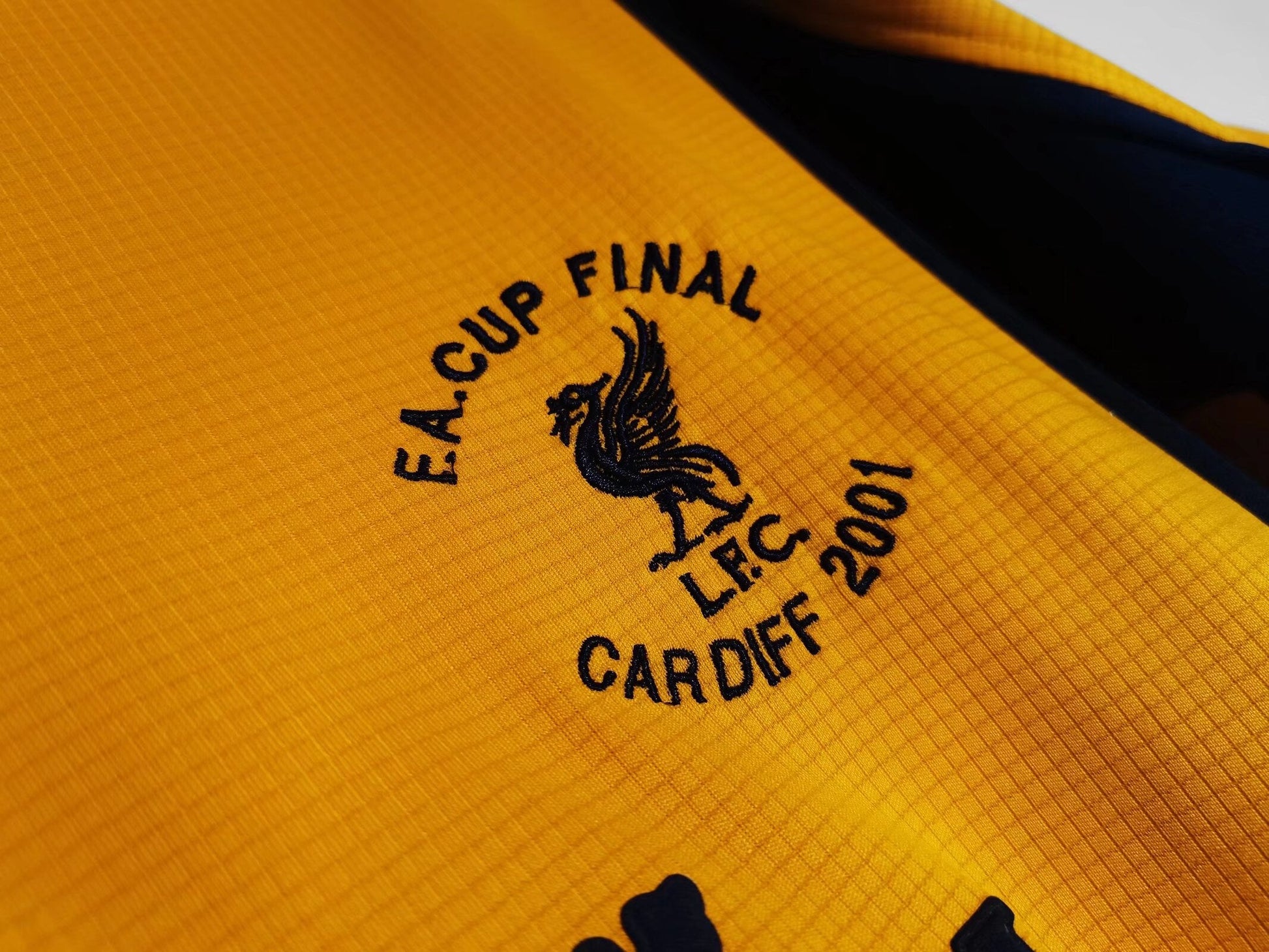 Liverpool Maillot Extérieur 2000/01 – vue 4