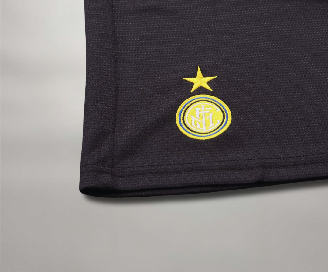 Inter Kit Third 1997/98 Finale Coupe UEFA - ENFANT – vue 3