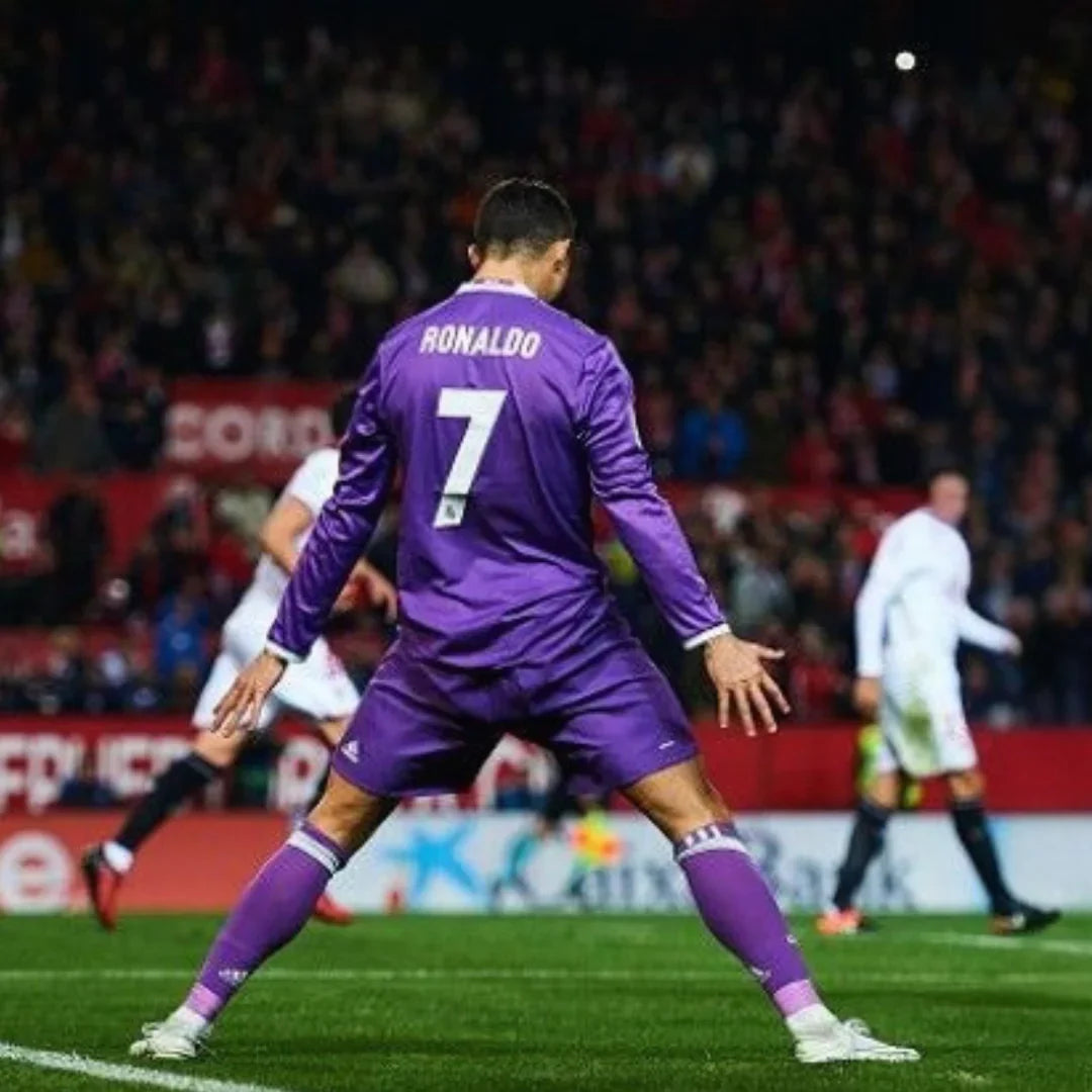 Maillot Cristiano Ronaldo CR7 Real Madrid Extérieur Manches Longues 2017 – vue 3